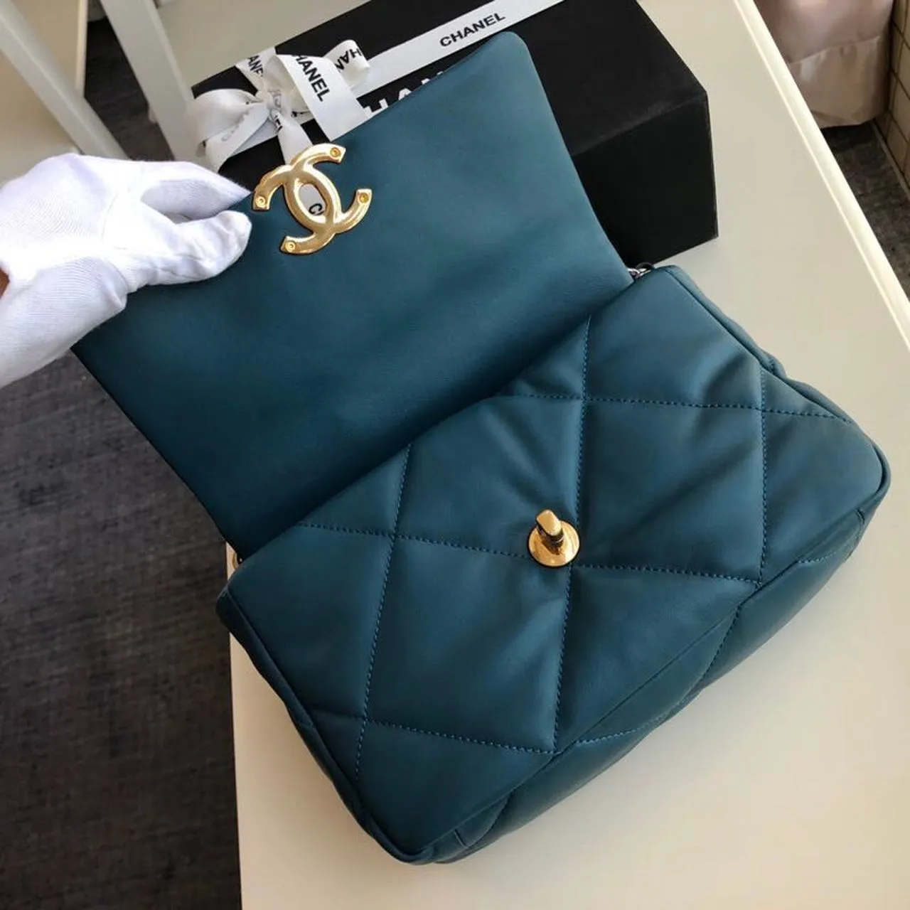 CHL 19 Handbag Teal For Women, Women&#8217;s Bags, Shoulder And Crossbody Bags 10.2in/26cm AS1160