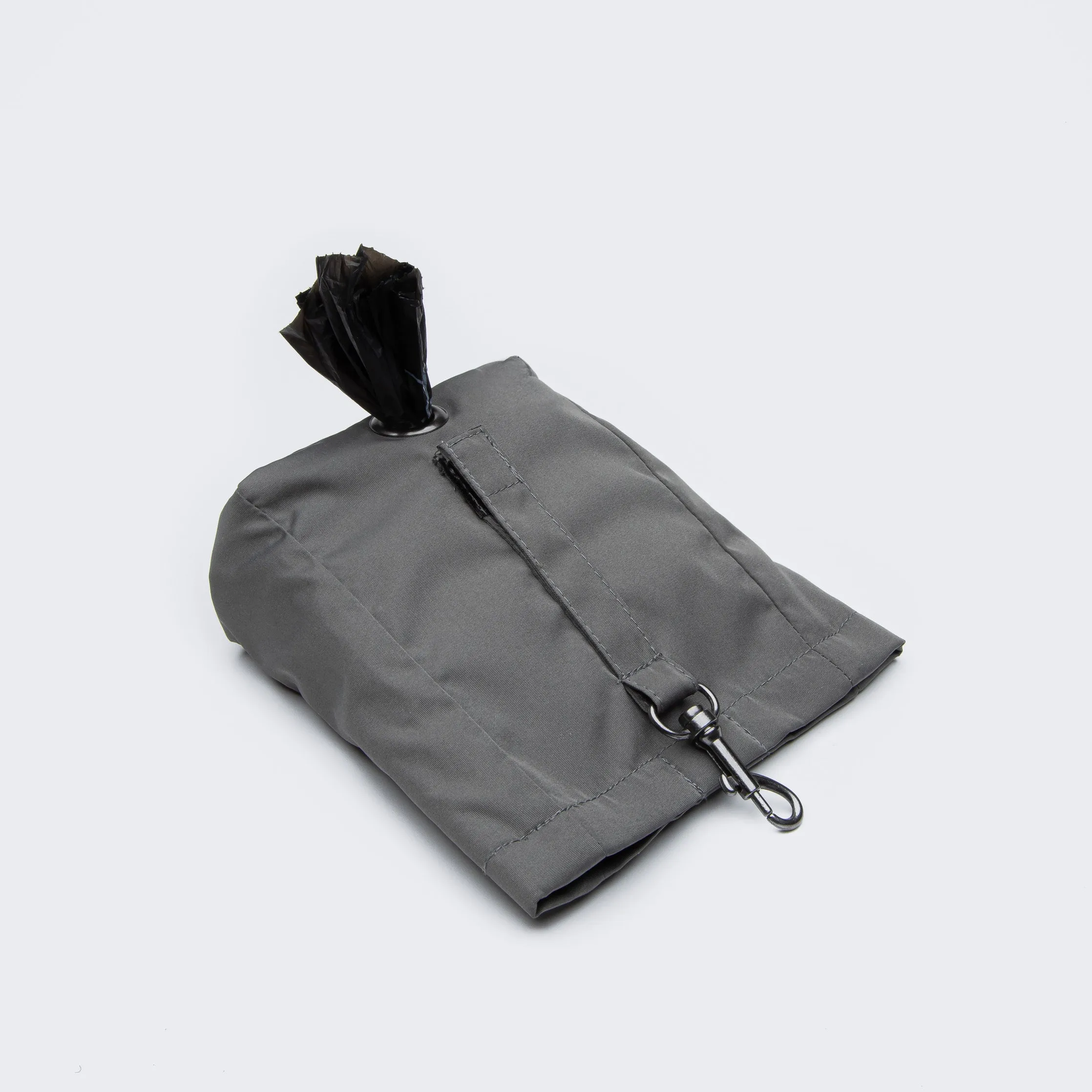 Cloud7: Dog Treat Bag in Calgary Anthracite