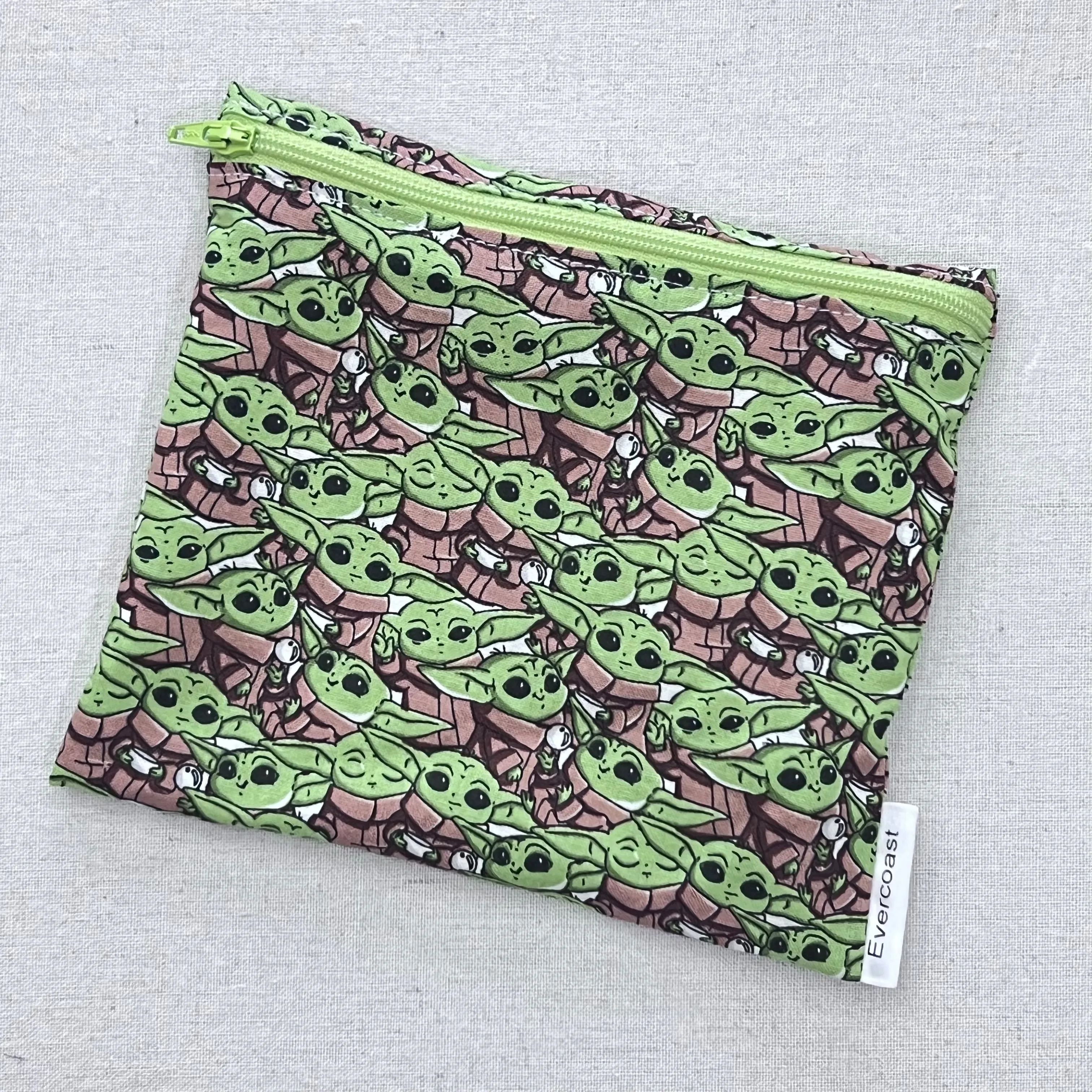 Packed Baby Alien Reusable Sandwich Bag