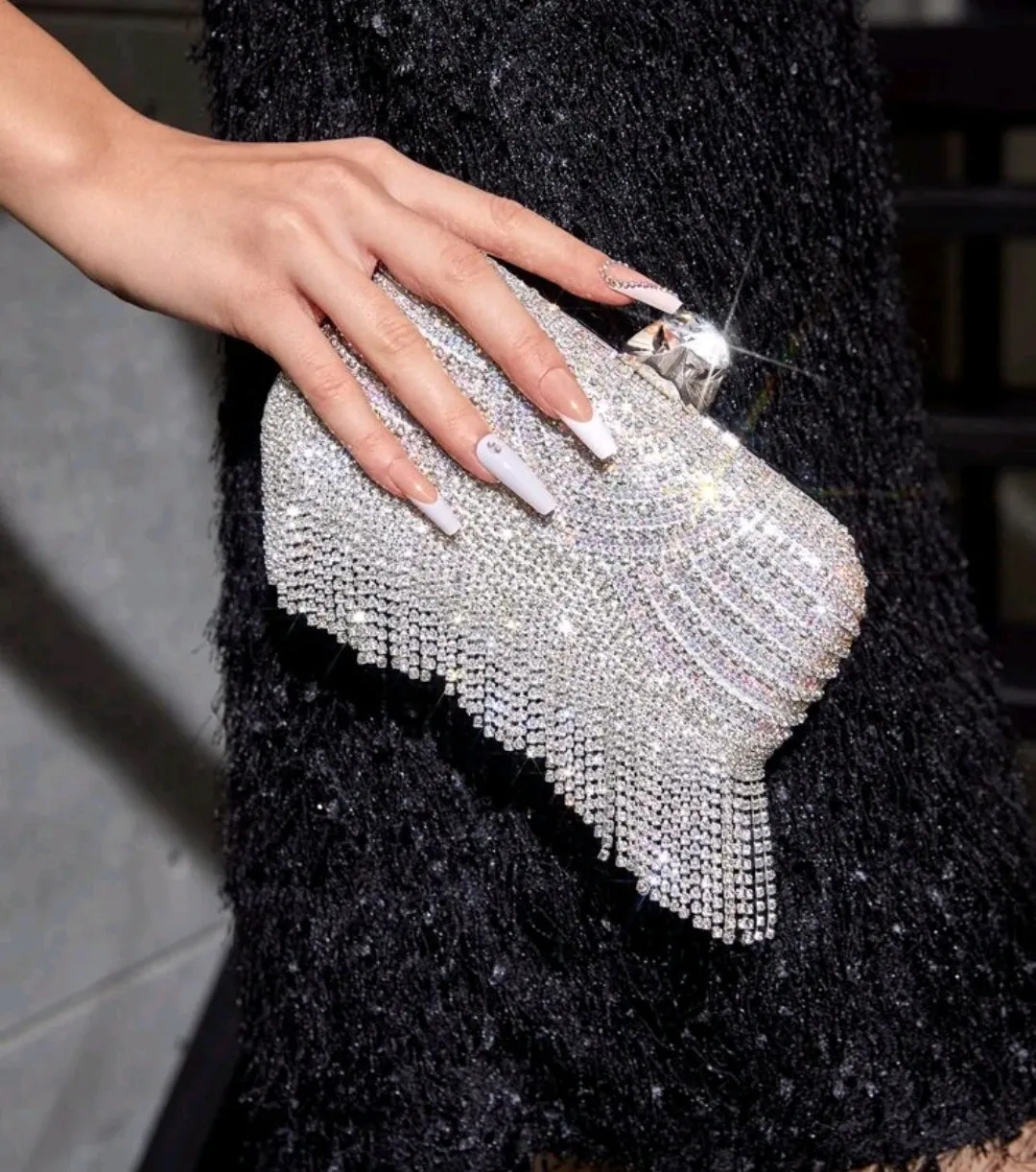 Silver Rhinestone Tassel Decor Evening Clutch.