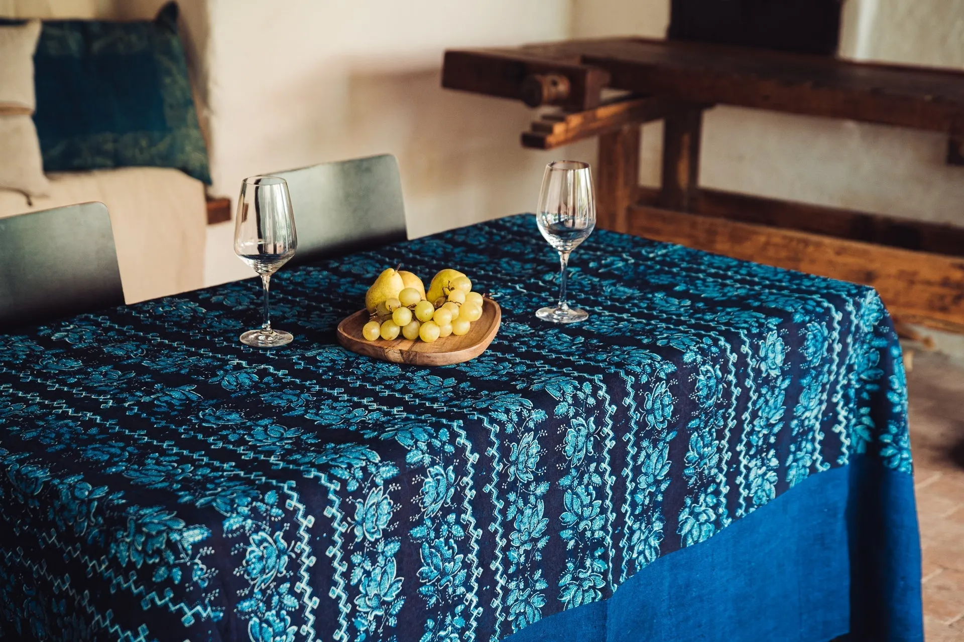 Table Cloth: Antique handwoven Hungarian hemp - TW115