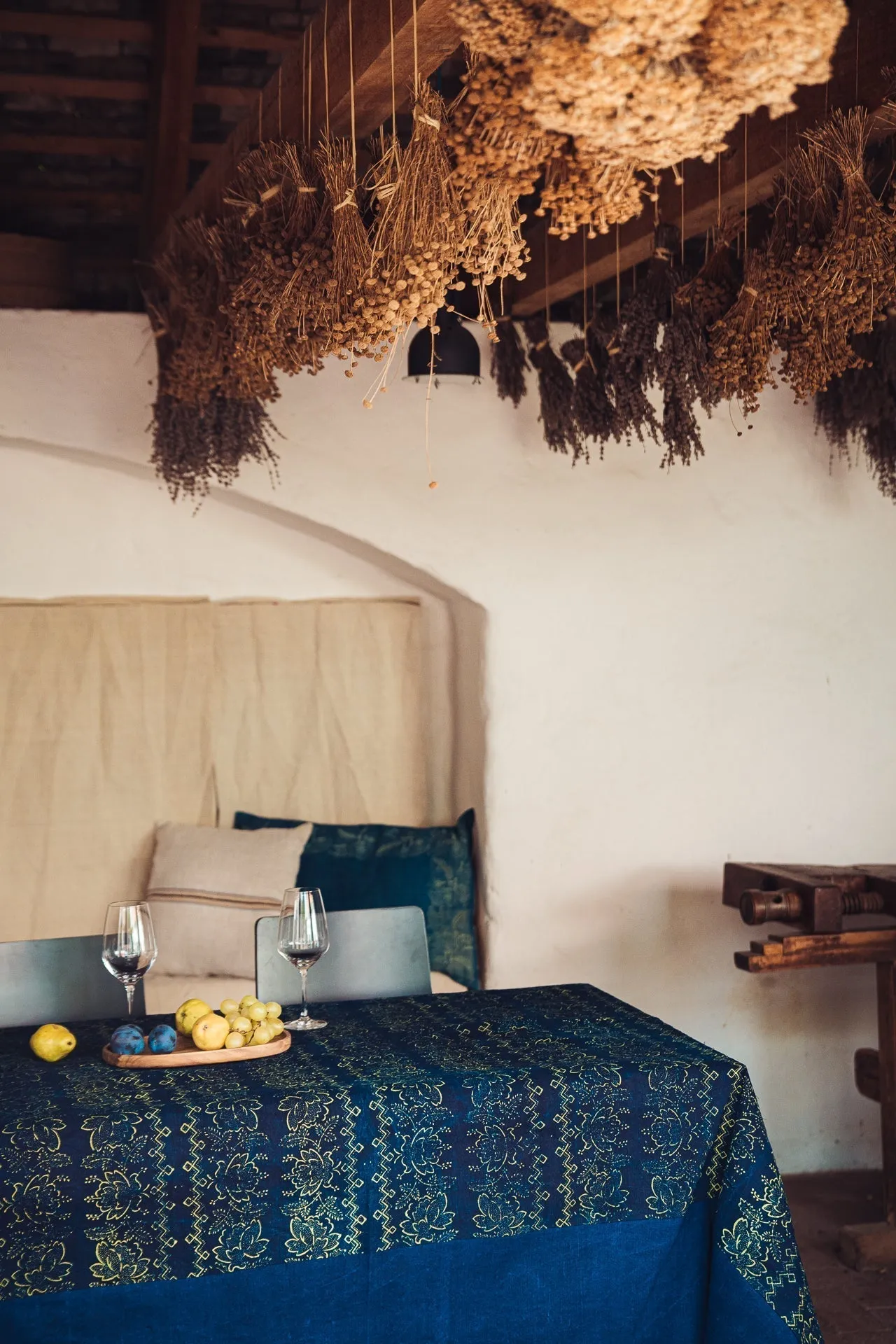 Table Cloth: Antique handwoven Hungarian hemp - TW121